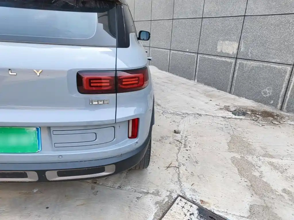 Geely Icon — миниатюра 8