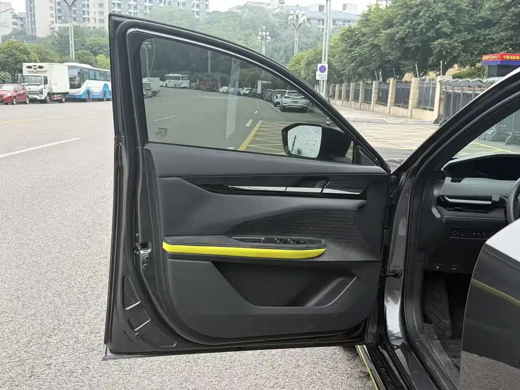 Changan UNI-V — миниатюра 13