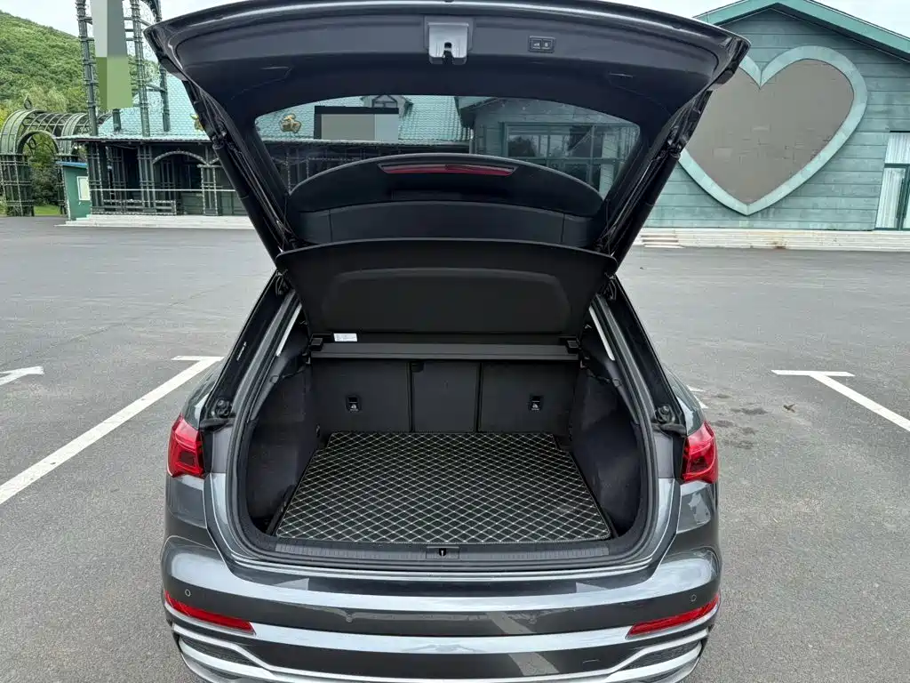 Audi Q3 — миниатюра 6