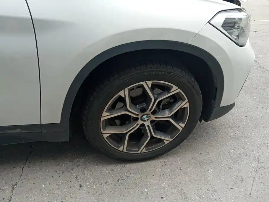 BMW X1 — миниатюра 6