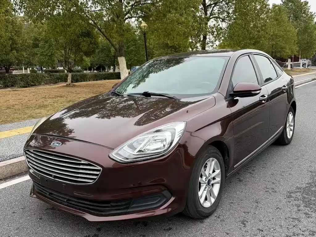 Ford Escort 2019