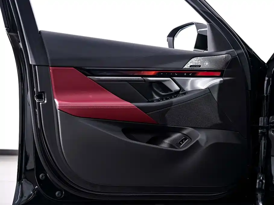 BMW 5 Series — миниатюра 17