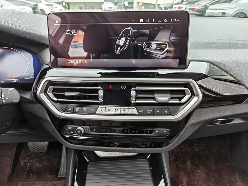 BMW X3 — миниатюра 7