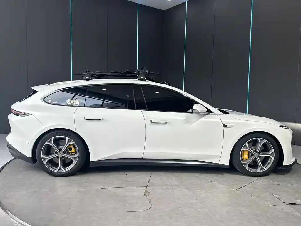 NIO ET5T — миниатюра 4