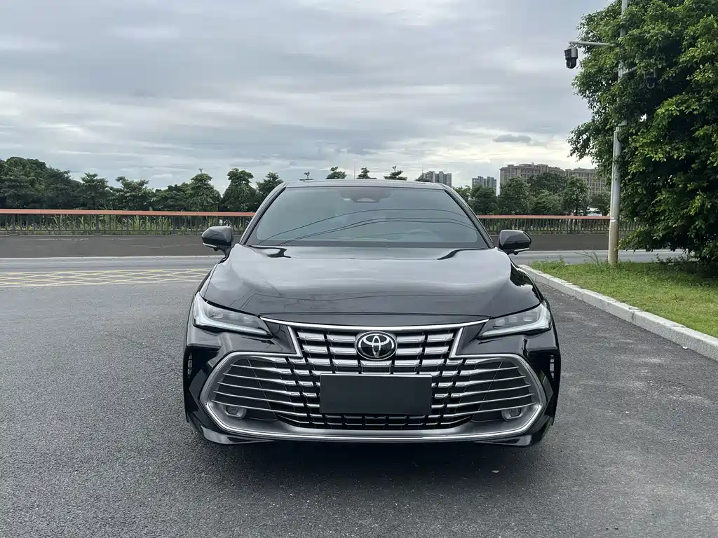 Toyota Avalon — миниатюра 3