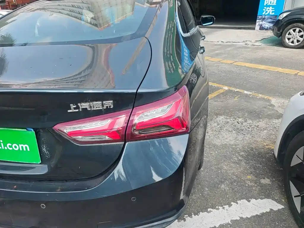 Chevrolet Malibu XL — миниатюра 8
