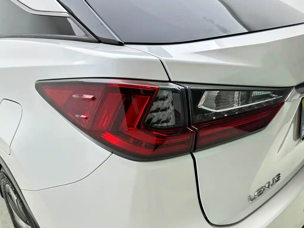Lexus RX — миниатюра 27