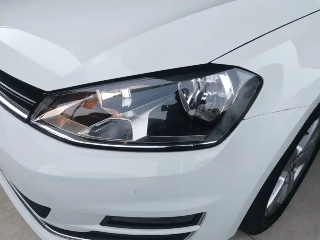 Volkswagen Golf — миниатюра 24