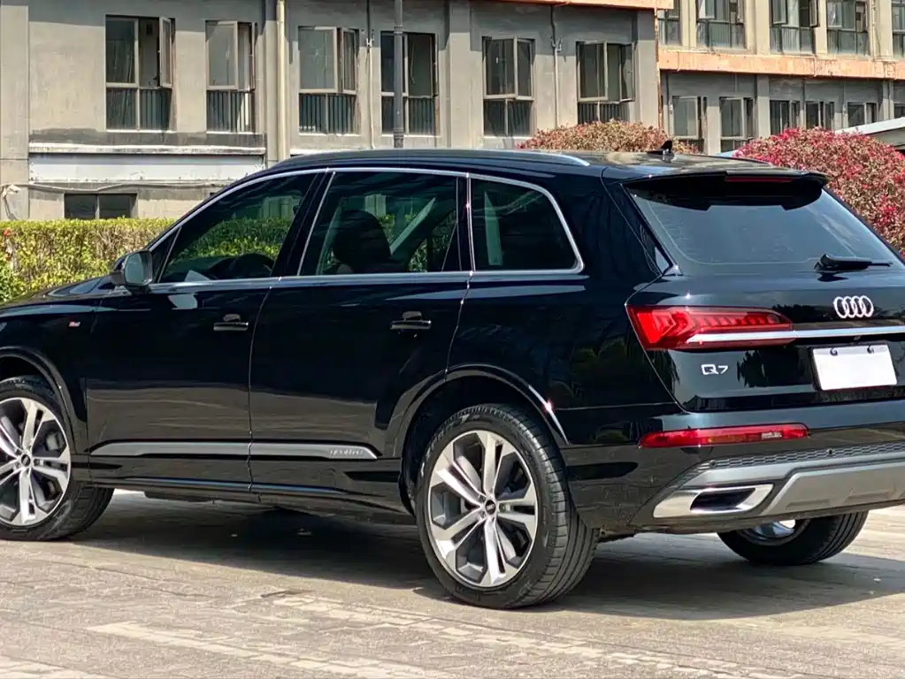 Audi Q7 — миниатюра 2
