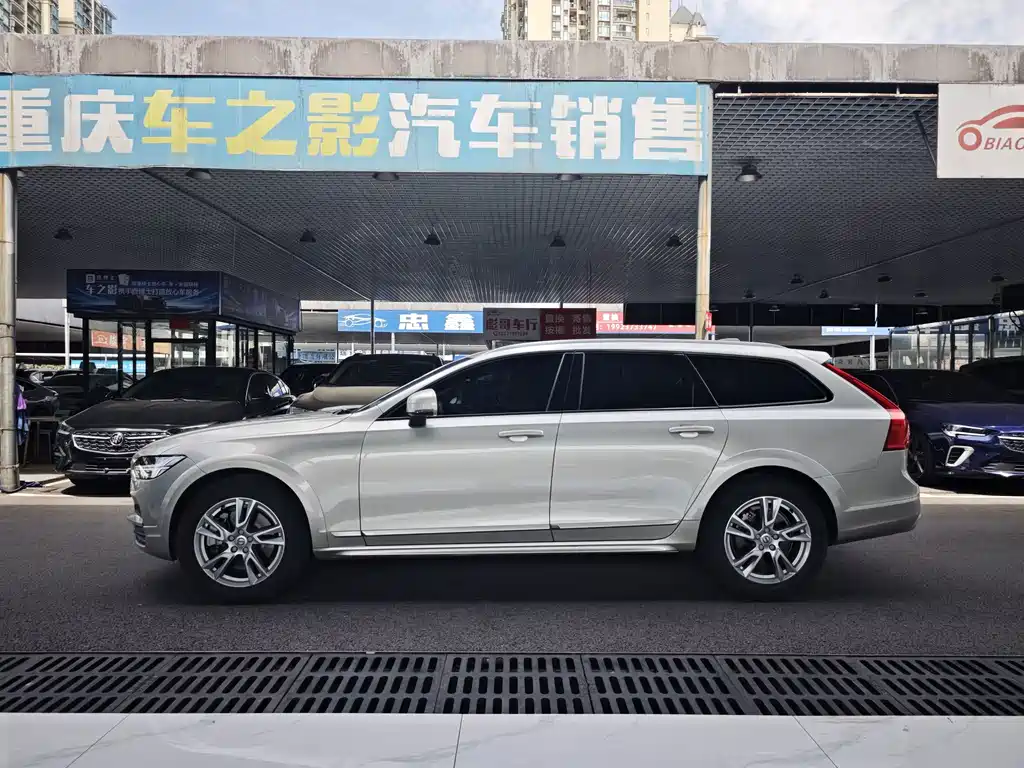 Volvo V90 — миниатюра 4
