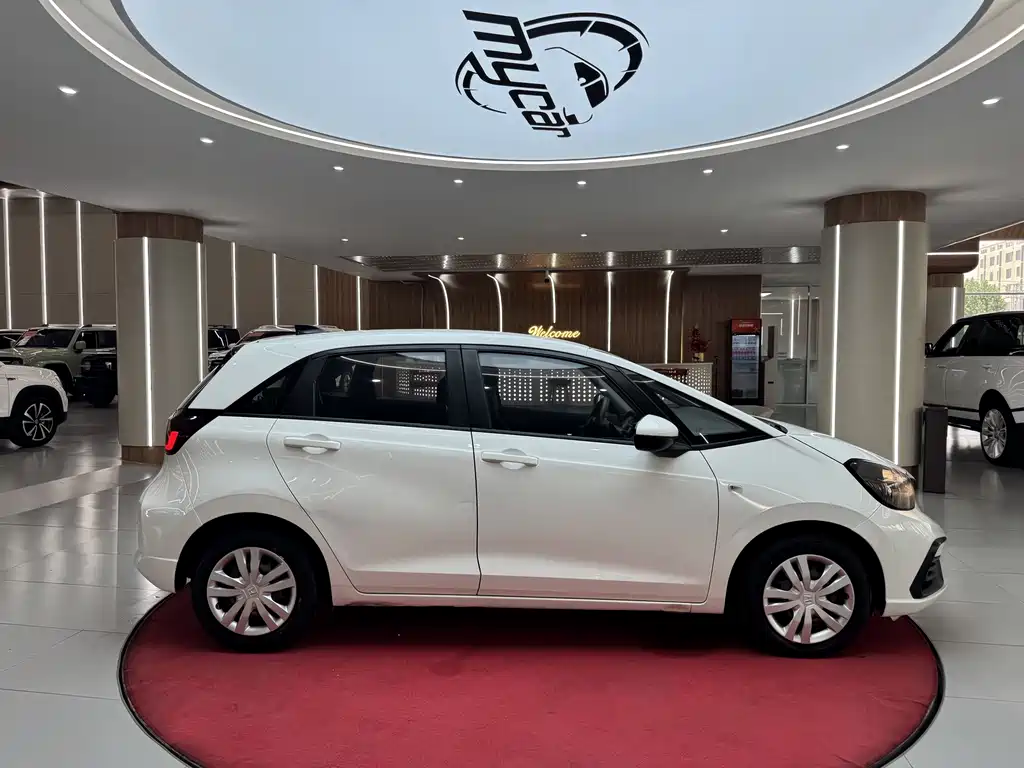 Honda Fit — миниатюра 4