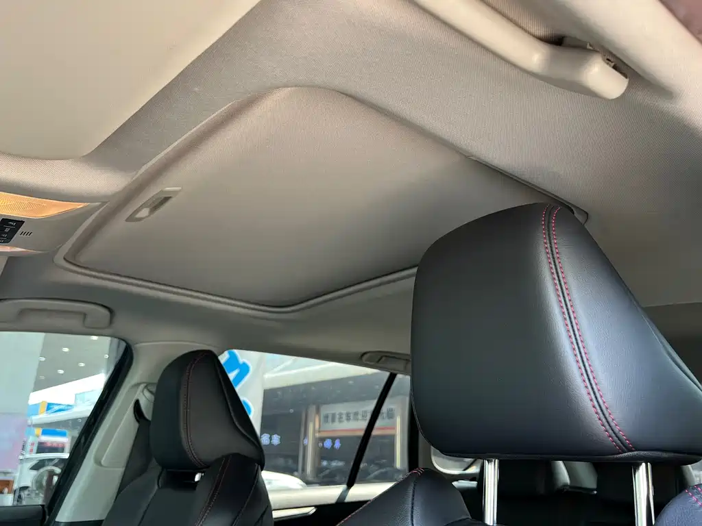 Toyota Wildlander New Energy — миниатюра 12