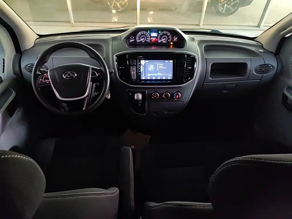 MAXUS V80 — миниатюра 10