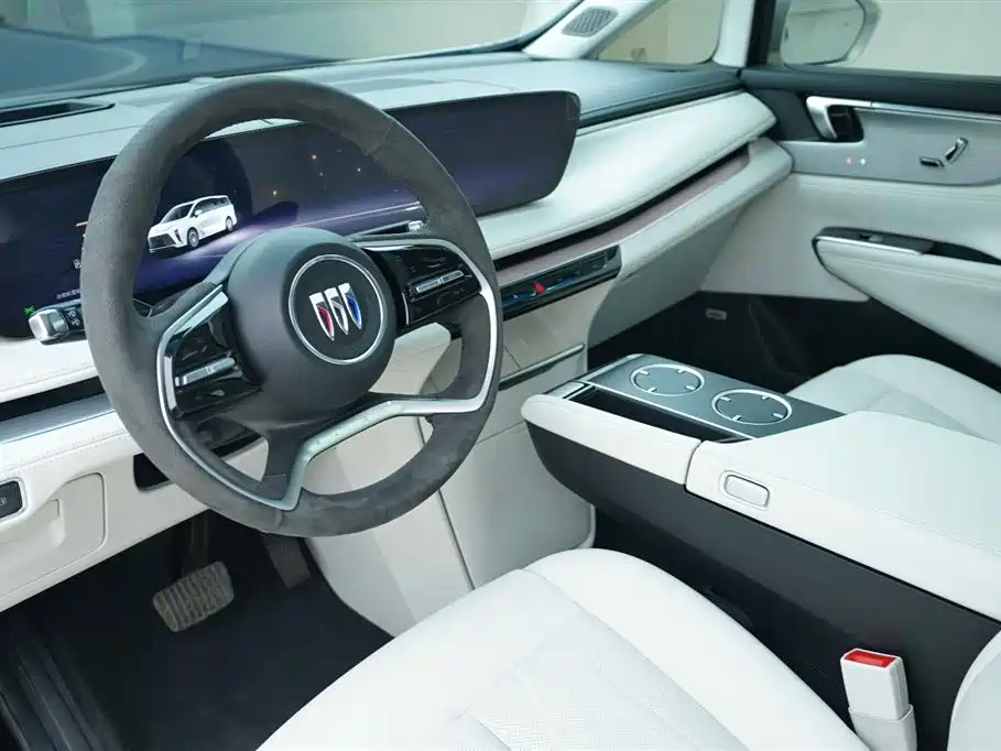 BUICK GL8 NEW ENERGY