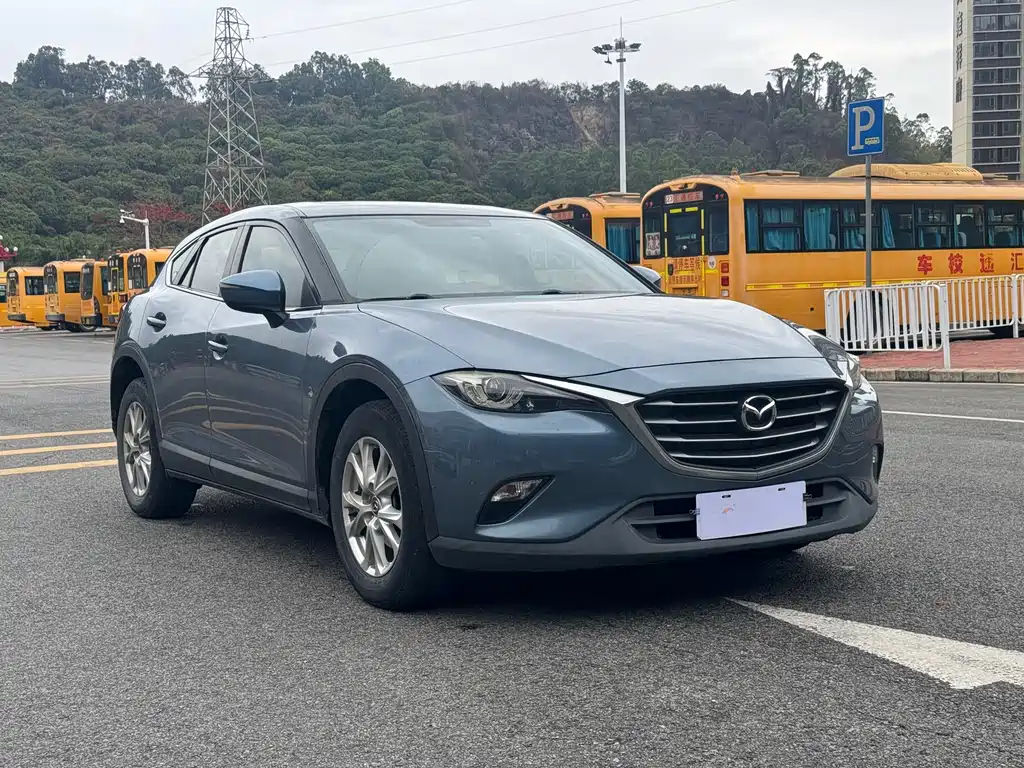 MAZDA CX 4