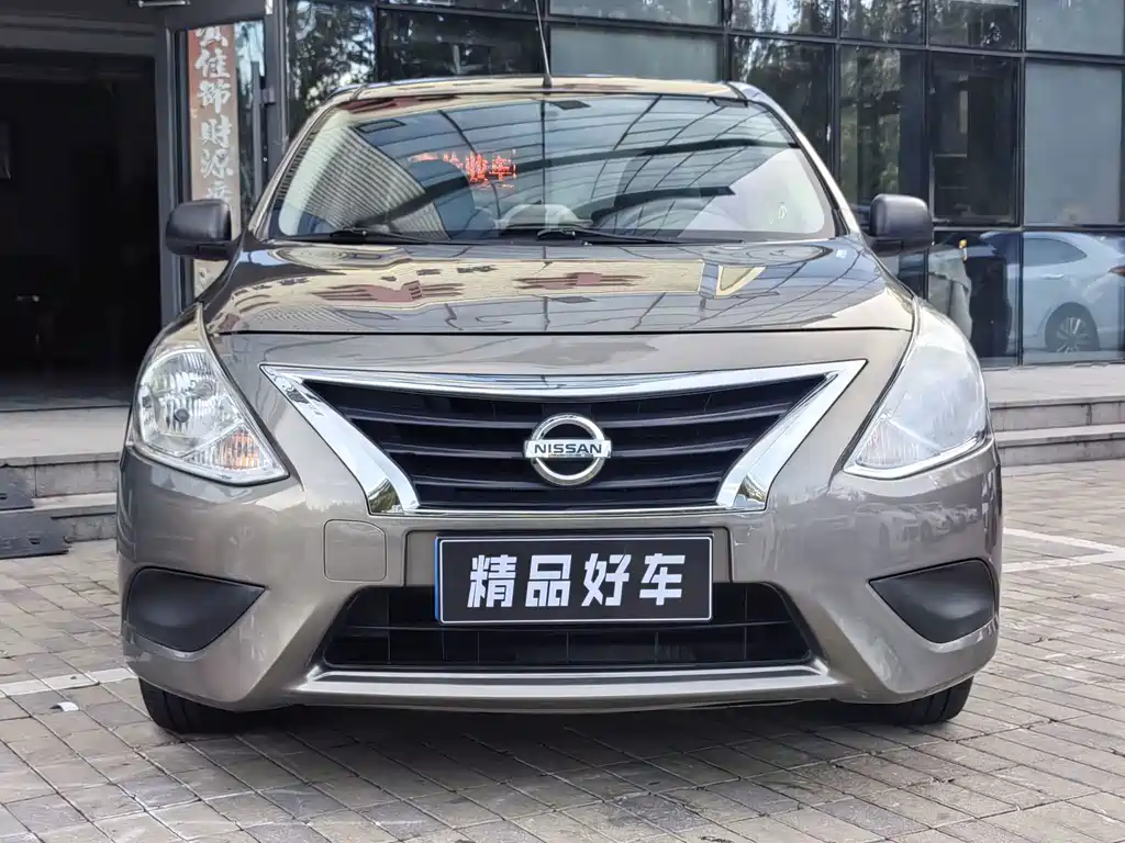 Nissan Sunny — миниатюра 2