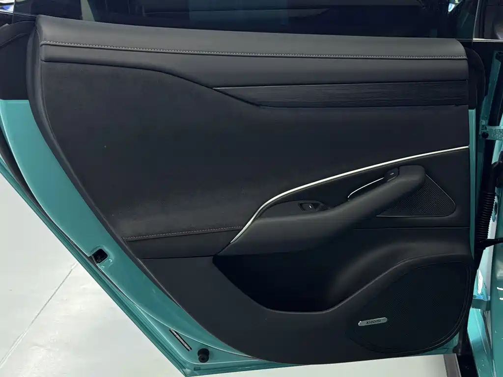 XIAOMI CAR XIAOMI SU7