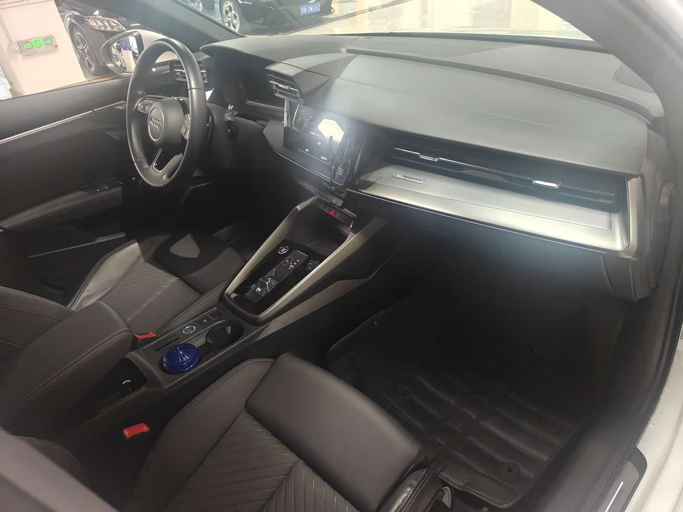 Audi A3 1.4 л 2024 г. Белый, пробег 37600 км