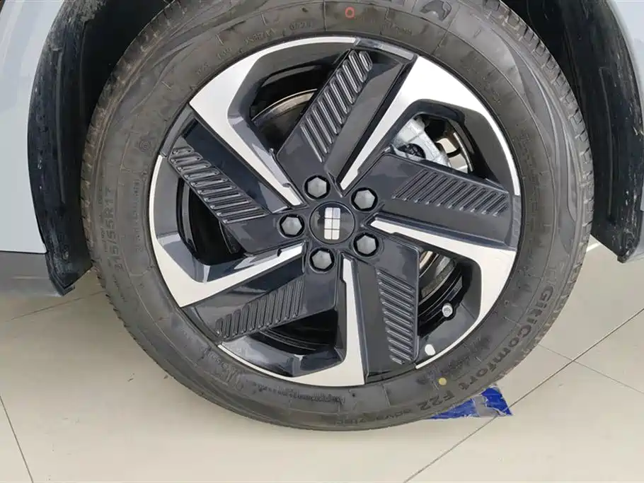 GEELY GALAXY GALAXY L6