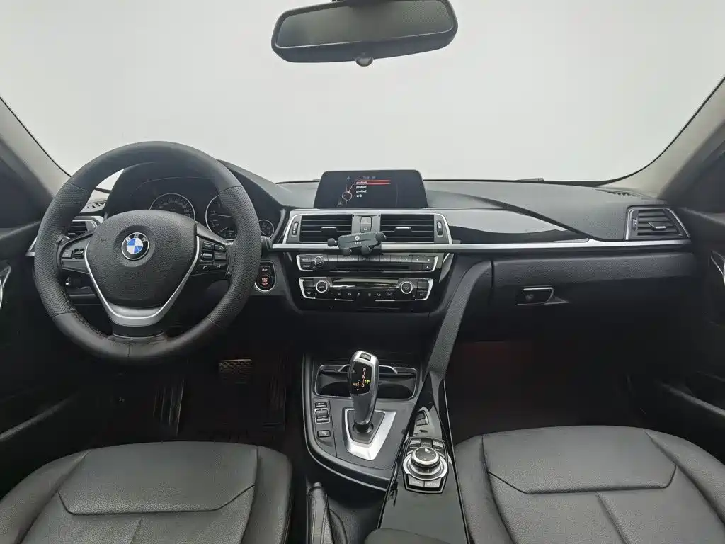 BMW 3 Series — миниатюра 5