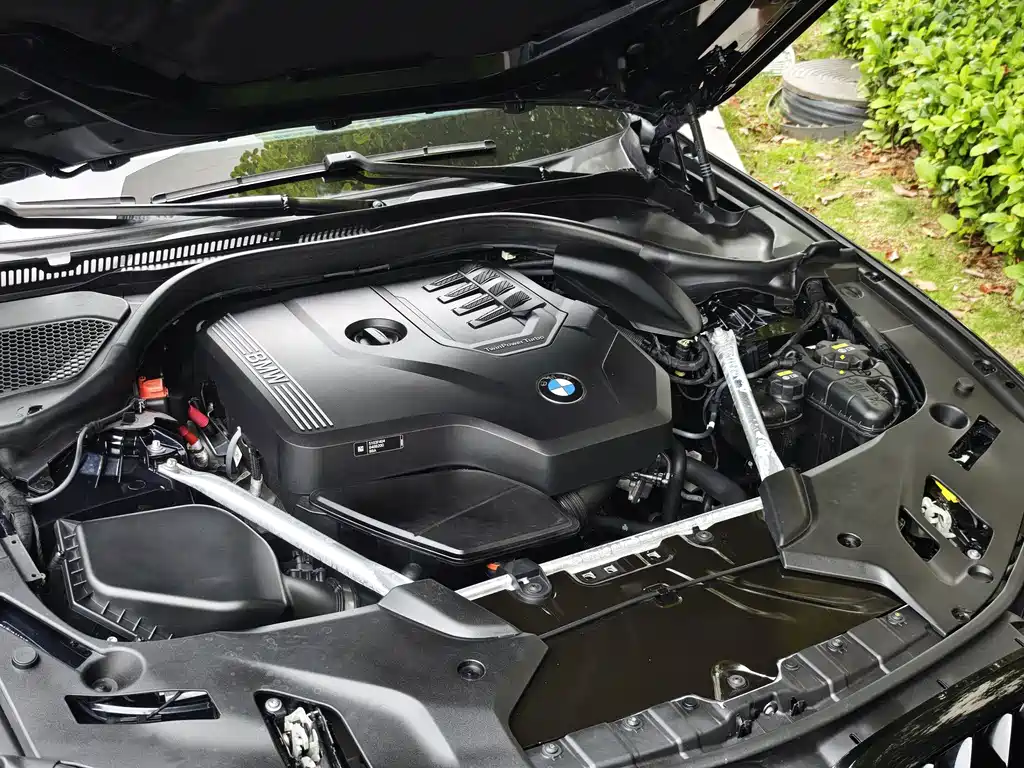 BMW 5 Series — миниатюра 20