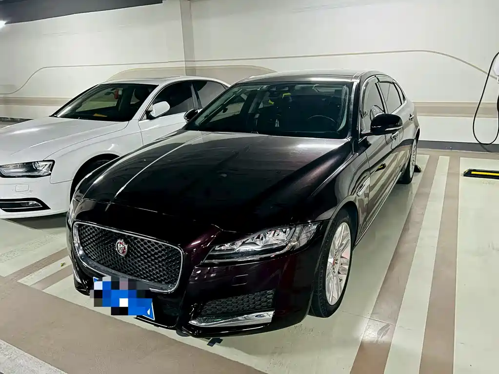 Jaguar XFL 2018
