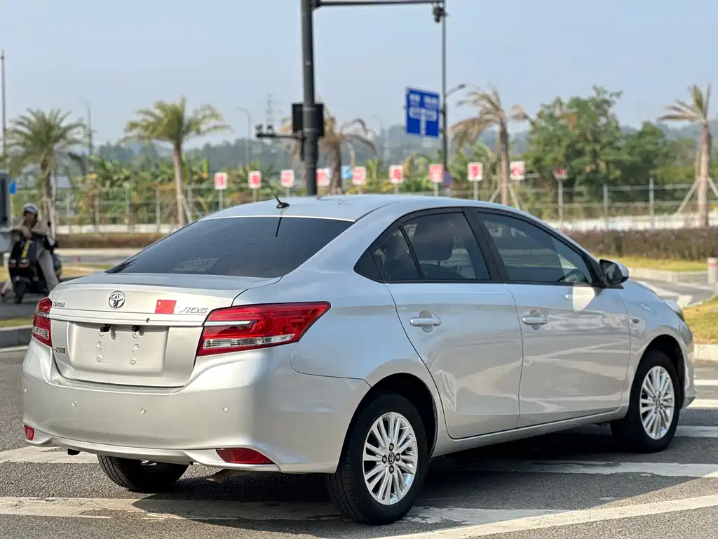 TOYOTA VIOS