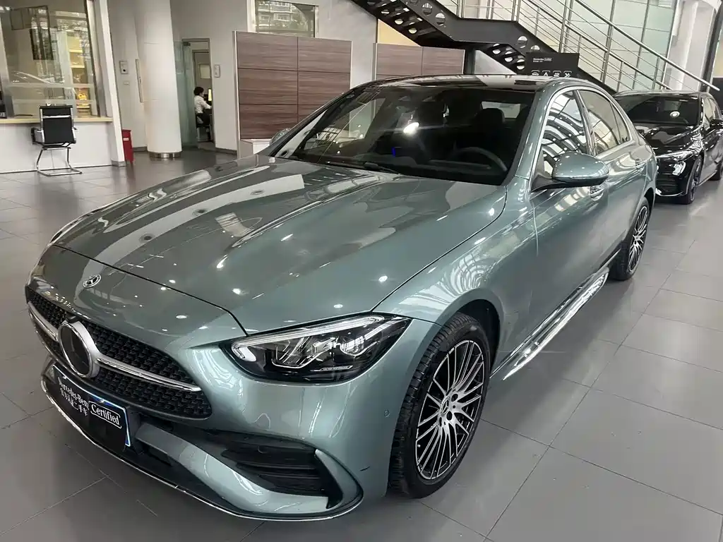 Mercedes-Benz C-Class — миниатюра 2