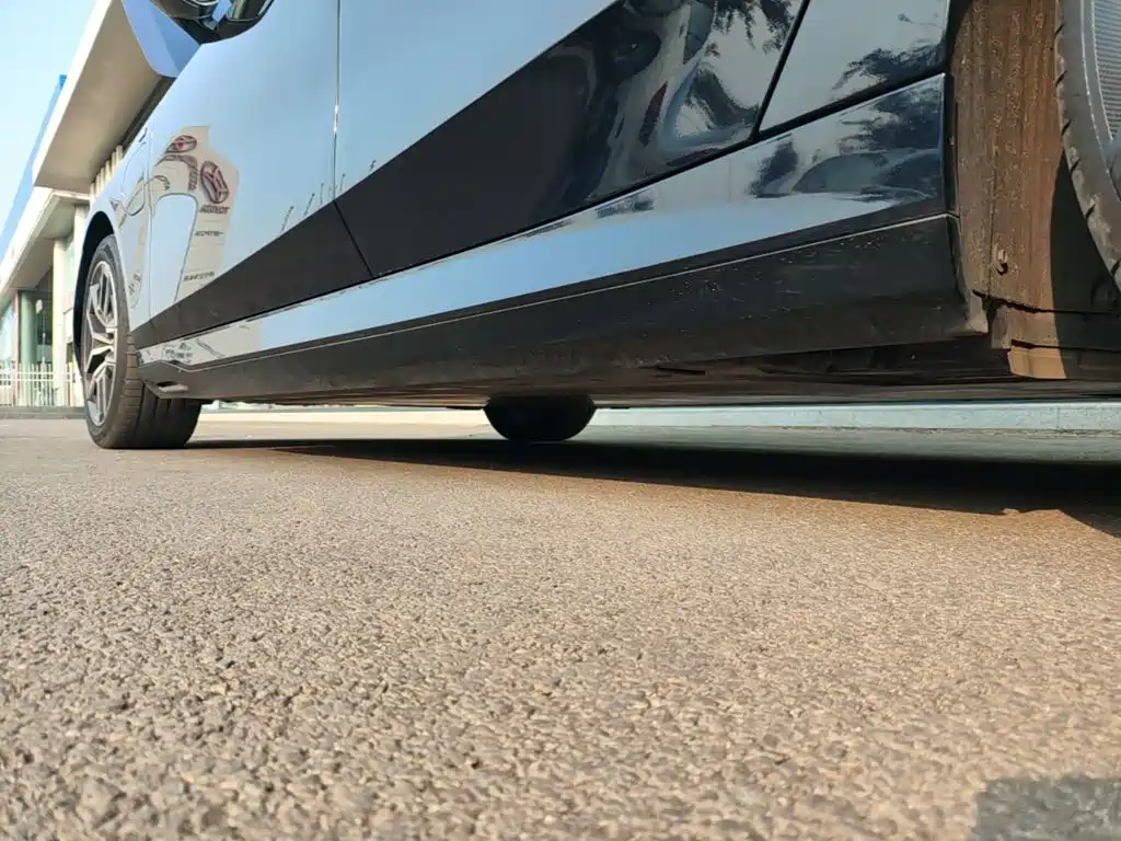 BMW i5 — миниатюра 22