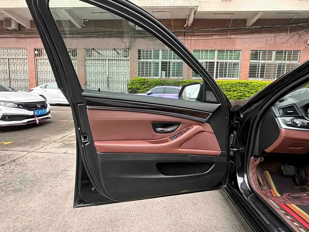 BMW 5 Series — фотографии объявления, Фото 25