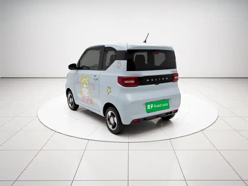 Wuling MINIEV — миниатюра 4