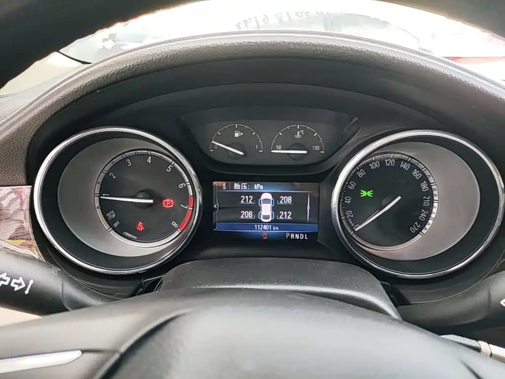 Buick Verano — миниатюра 12