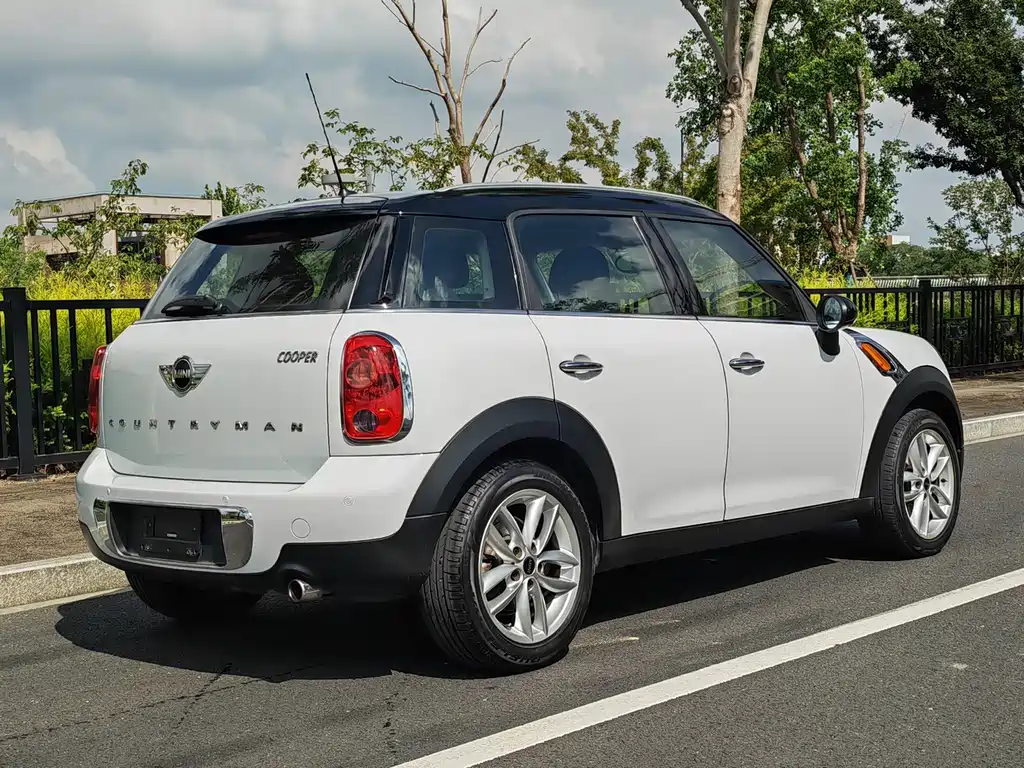 MINI Mini Countryman — миниатюра 9