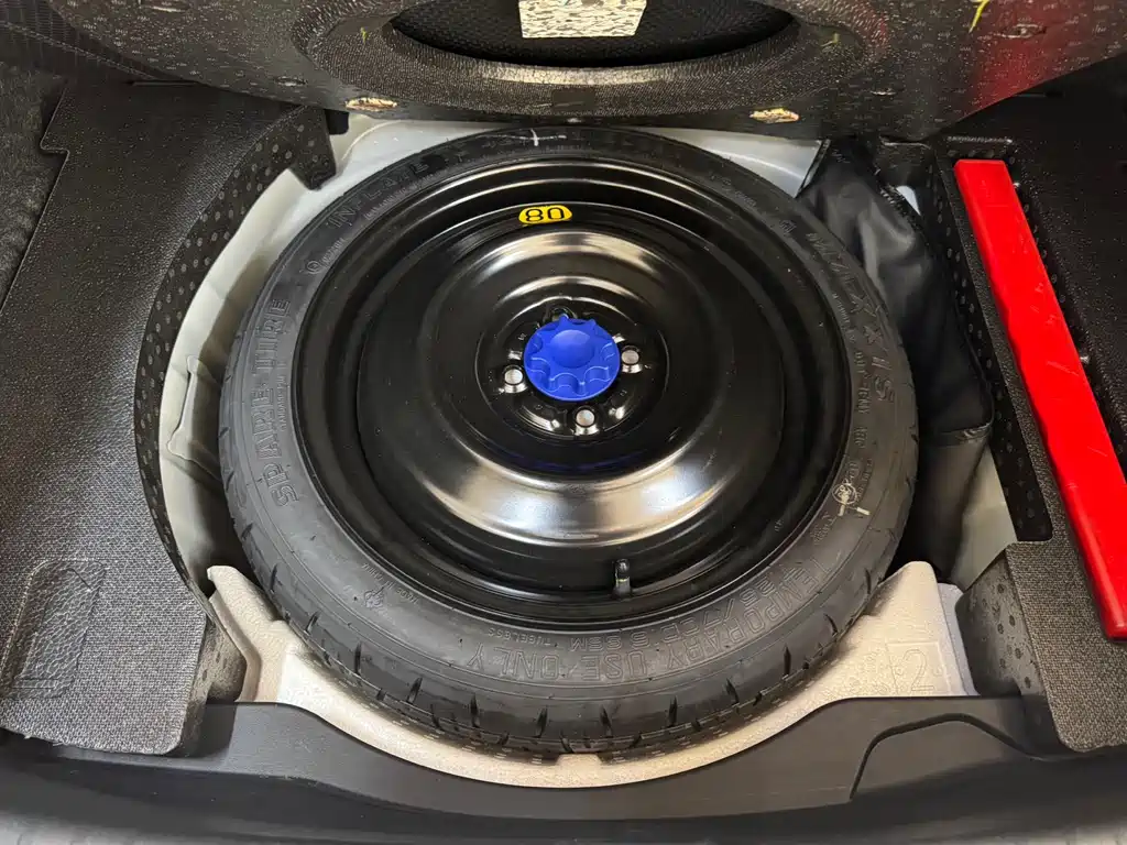 TOYOTA YARIS L ZHIXUAN