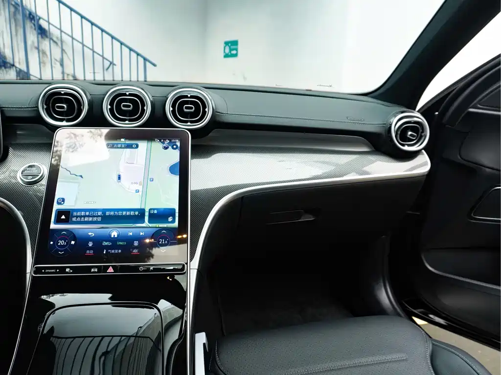 Mercedes-Benz C-Class — миниатюра 20