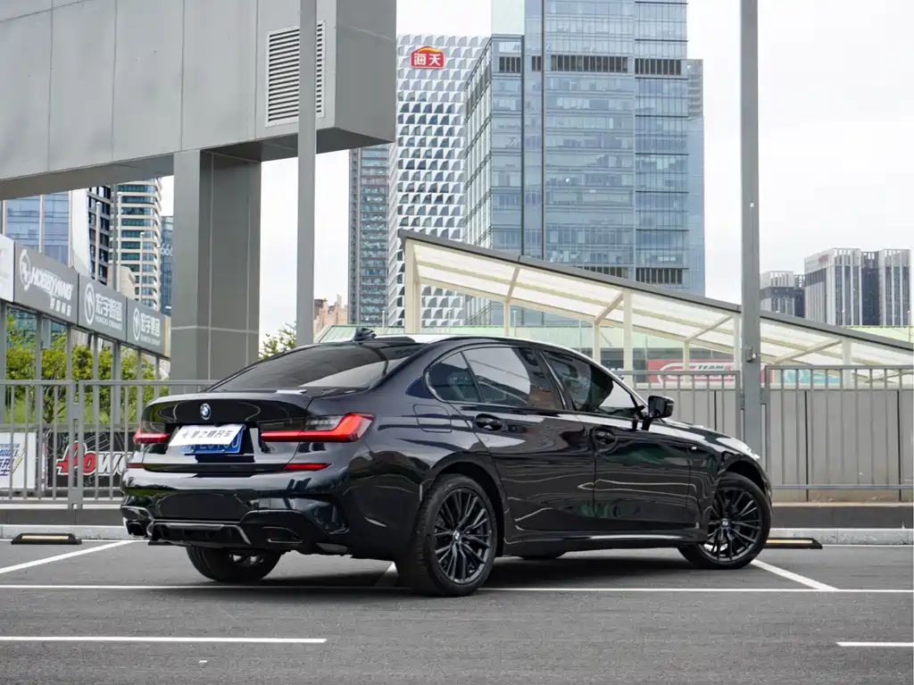 BMW 3 Series — миниатюра 5
