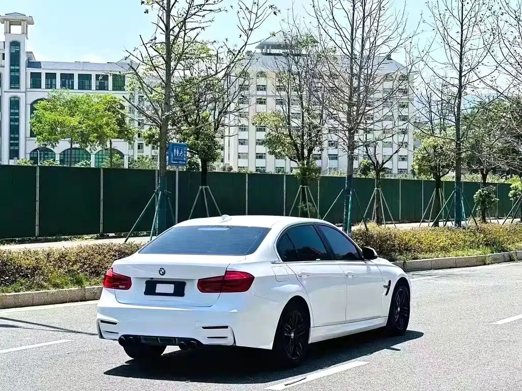 BMW 3 Series — миниатюра 8