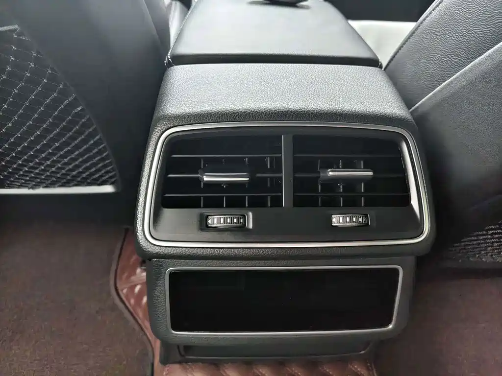 Audi A6L — миниатюра 26