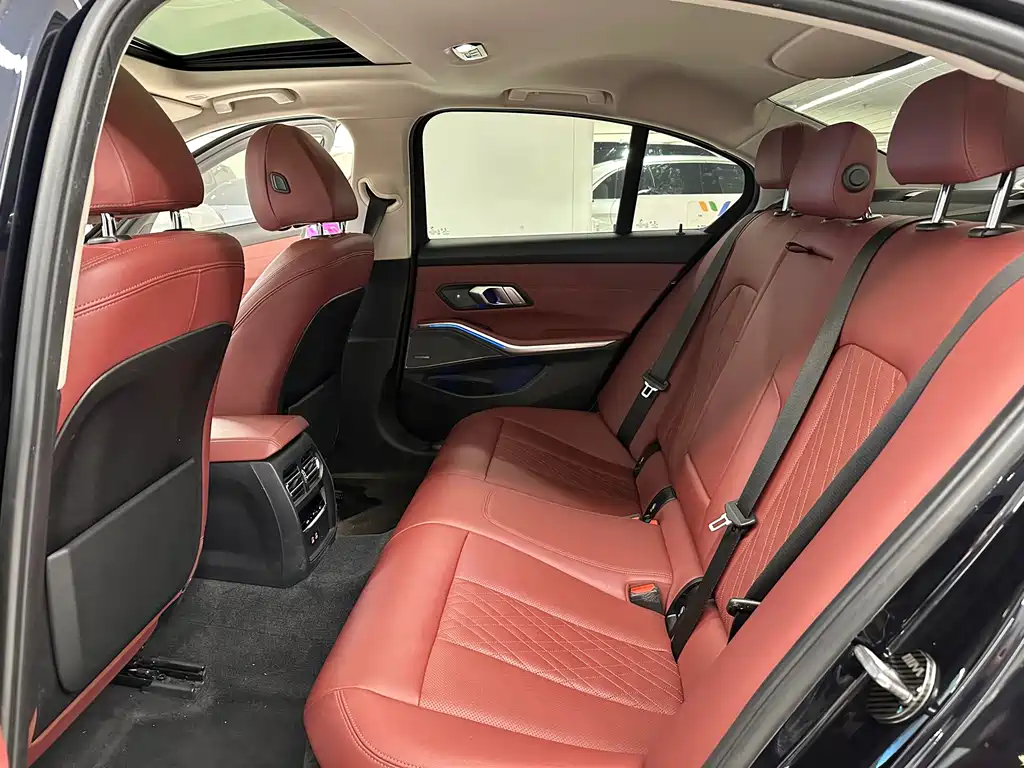 BMW 3 Series — миниатюра 14