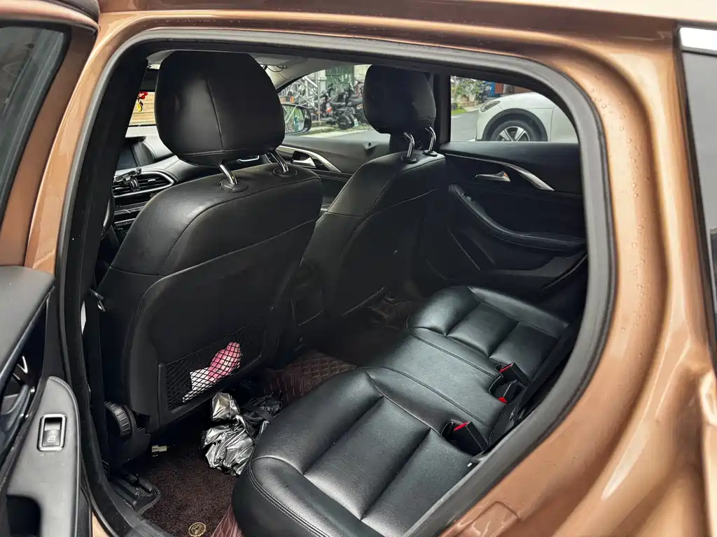 Infiniti QX30 — миниатюра 5