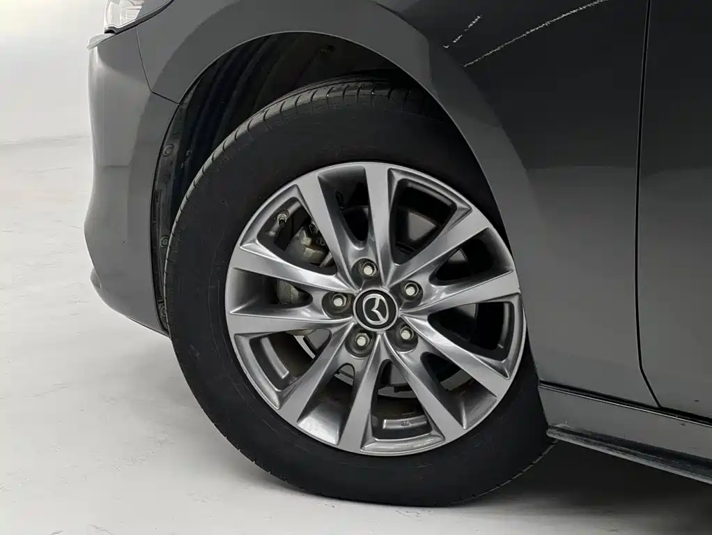 Mazda 3 Axela — миниатюра 19