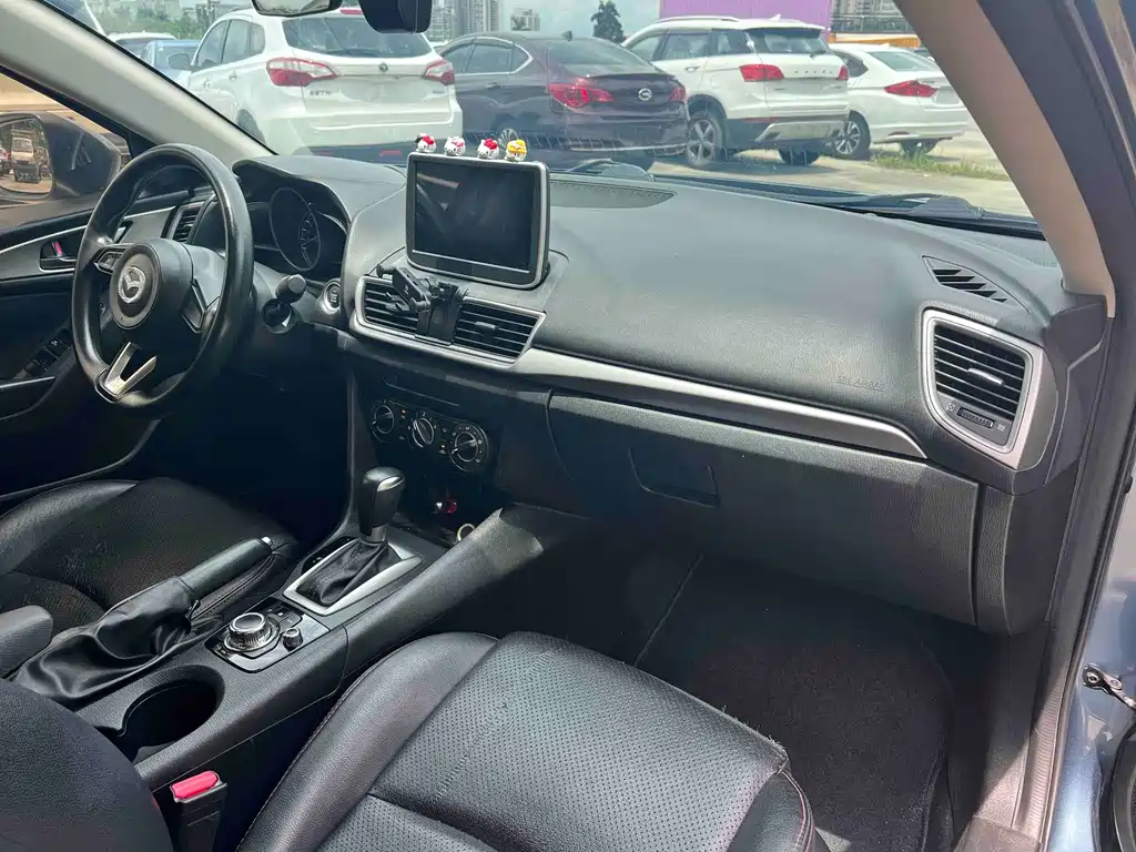 Mazda 3 Axela — миниатюра 9