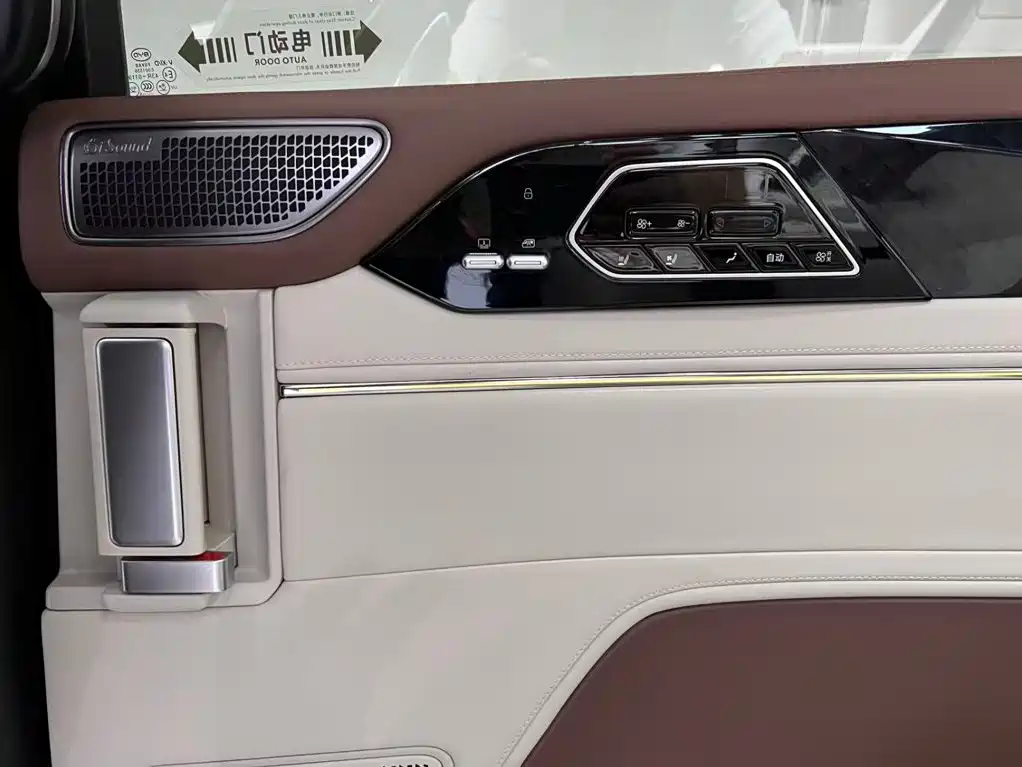 BYD Xia — миниатюра 14