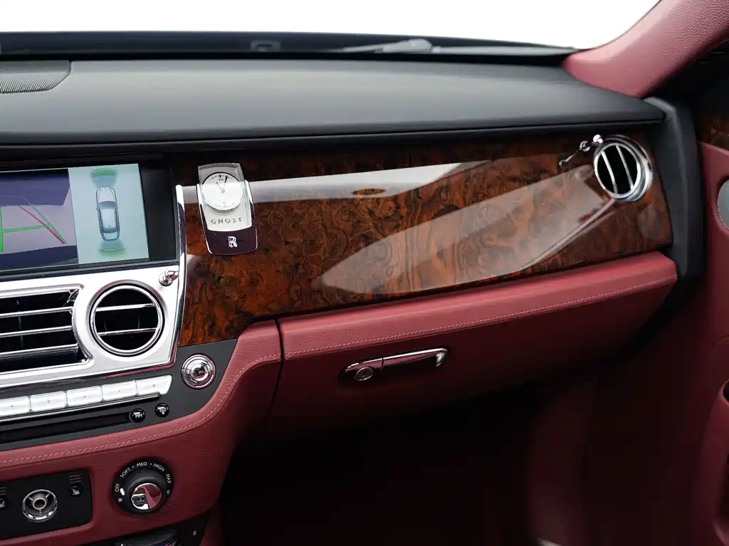 Rolls-Royce Ghost — миниатюра 13