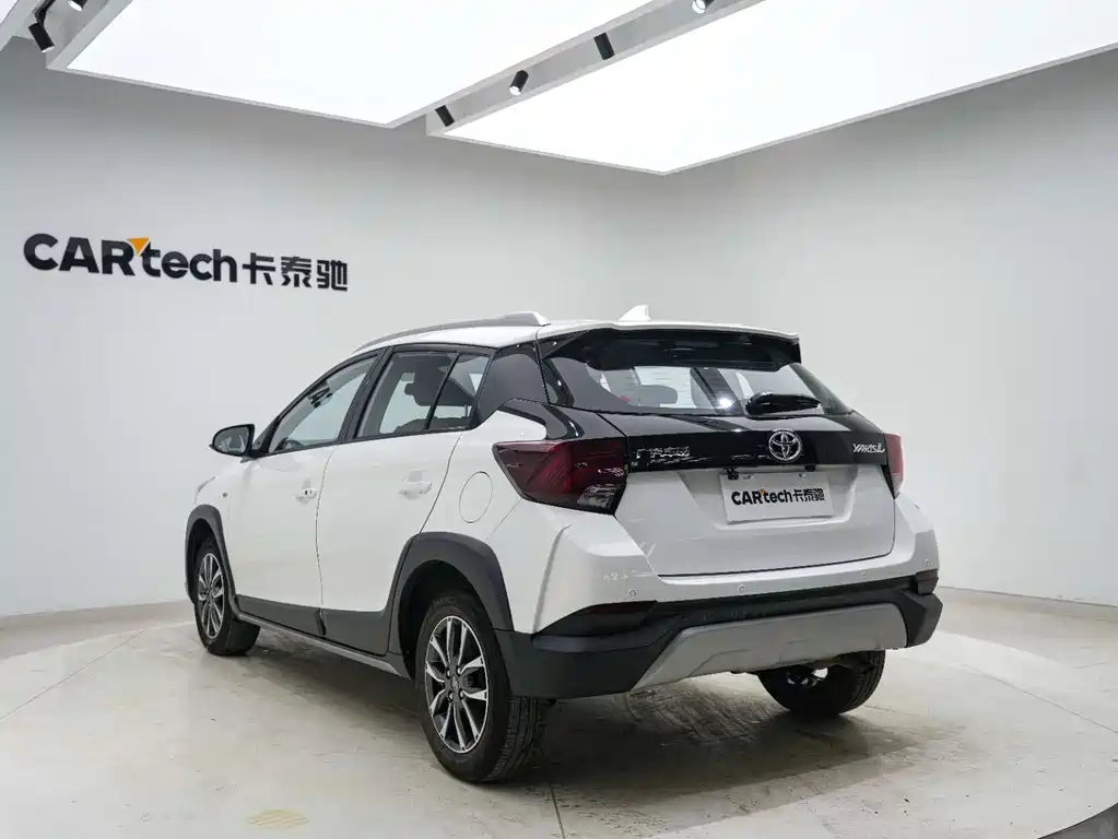 TOYOTA YARIS L ZHIXUAN