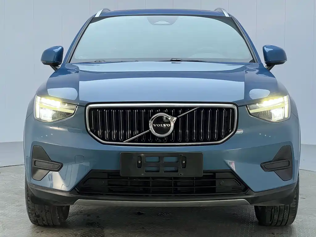 Volvo XC40 — миниатюра 2