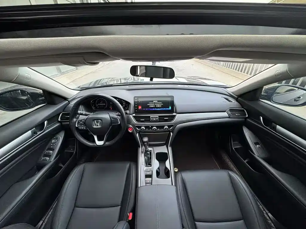 Honda Accord 2022 260TURBO Luxury