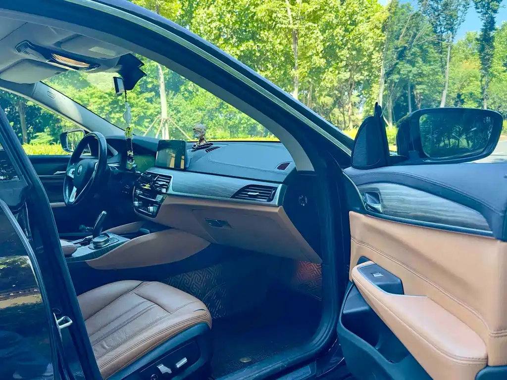 BMW 6 Series GT — миниатюра 8