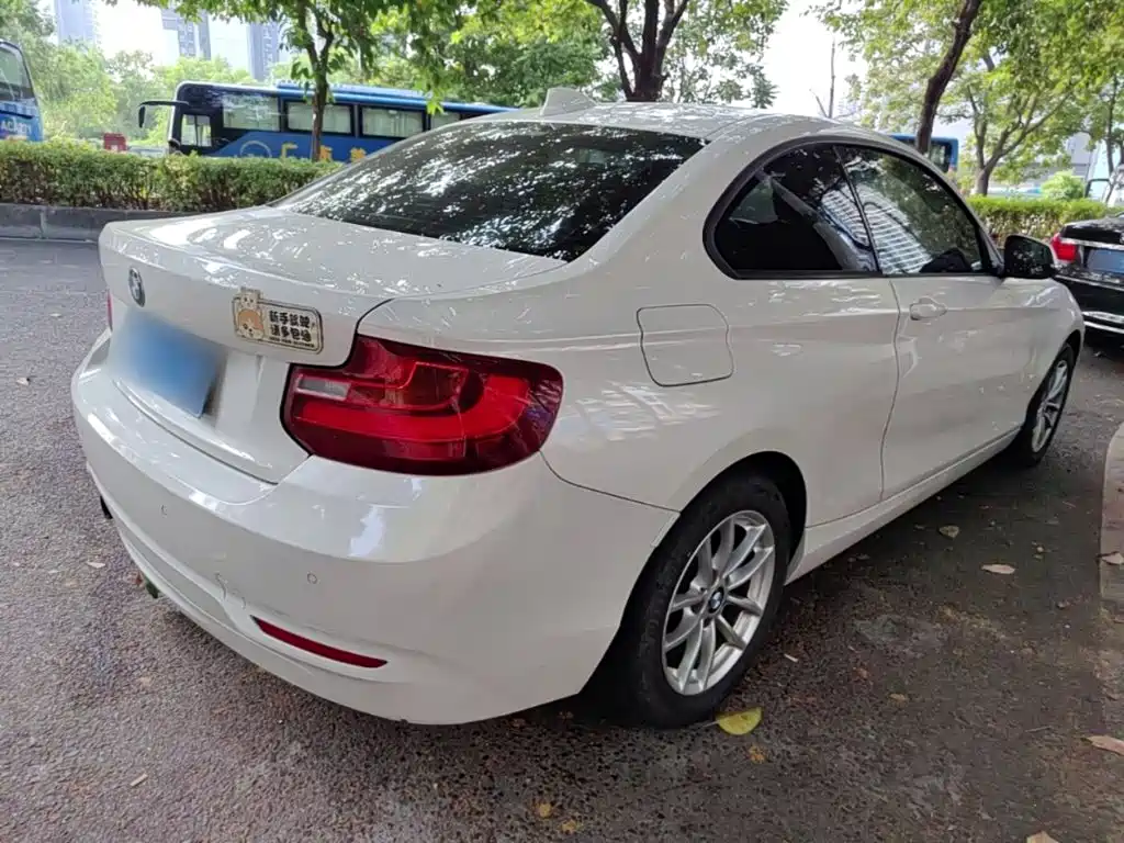 BMW 2 Series (Import) — миниатюра 7