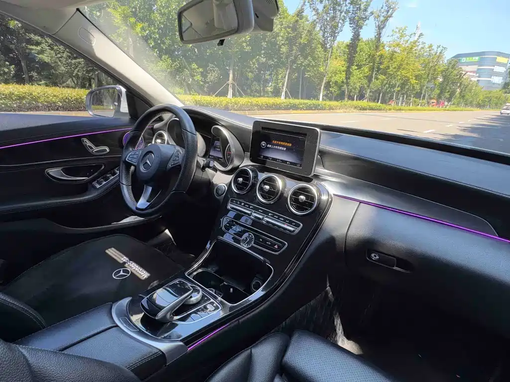 Mercedes-Benz C-Class — миниатюра 9